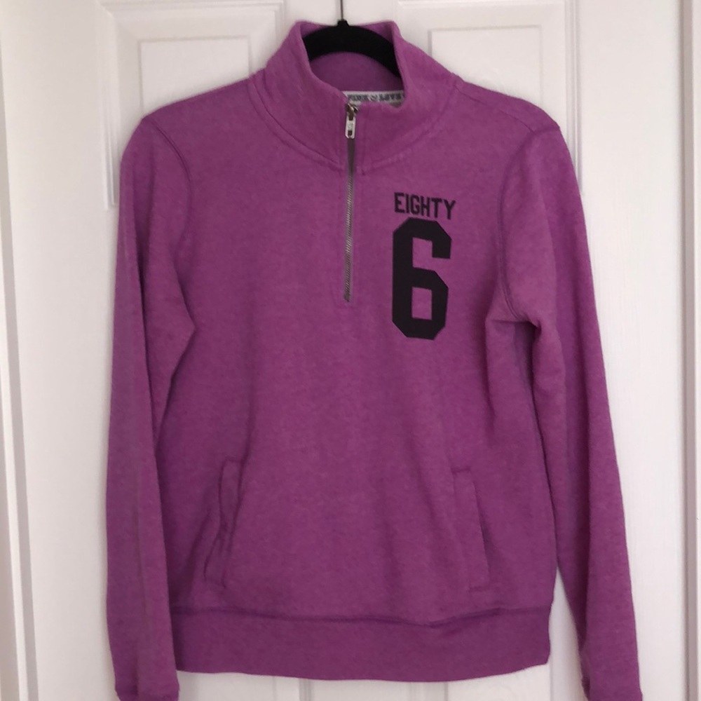 1/4 VS Pink sweatshirt